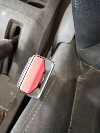 ENGANCHE CINTURON DELANTERO IZQUIERDO Peugeot 208 (01.2012->)