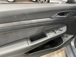Volkswagen GOLF eHybrid 1.4 TSI 150kW 204CV DSG (2023)