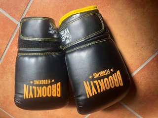 Guantes de boxeo Brooklyn Fitboxing negros