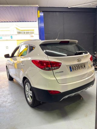 HYUNDAI ix35 Hyundai ix35 1.7 CRDi SLE Sky 4x2