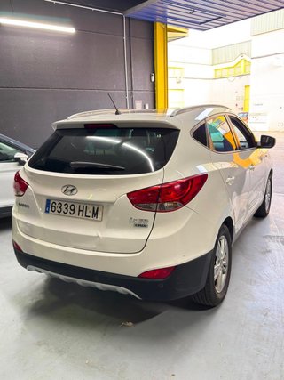 HYUNDAI ix35 Hyundai ix35 1.7 CRDi SLE Sky 4x2