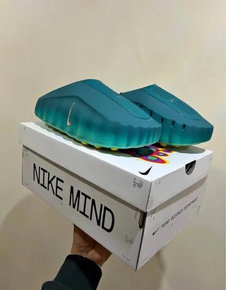 Nike Mind Zuecos Verde/Azul Talla 41