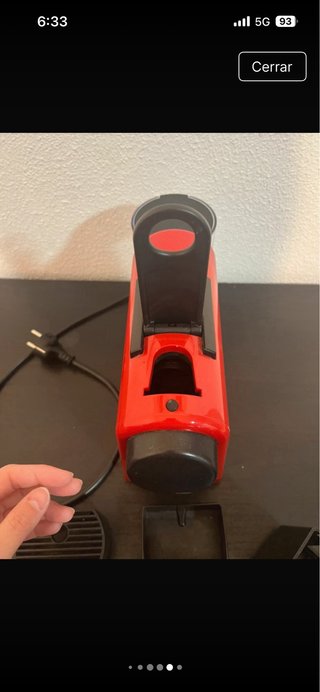 Cafetera Nespresso Roja