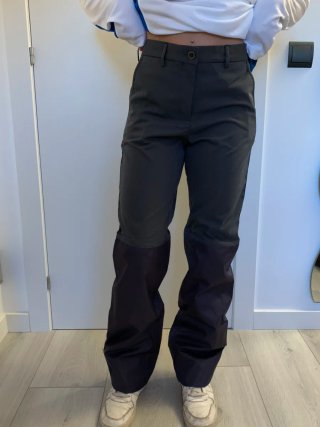 Pantalones grises dos tonos