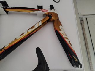 Cuadro Fuji Carbono original equipo