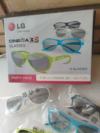 Caja 4 gafas  LG Cinema 3D nuevas