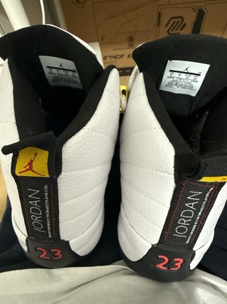 Jordan 12 Retro Taxi Blanco Negro Talla 42