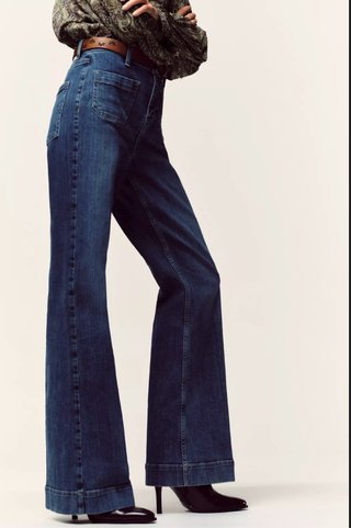 Jeans zara flare con cinturón NUEVO