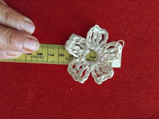 Set orecchini + ciondolo rafia