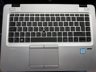 HP i5 6300U 12GBRAM 256GB SSD Bateria nueva y dock