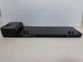 HP i5 6300U 12GBRAM 256GB SSD Bateria nueva y dock