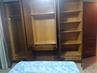 Armario grande madera con espejo