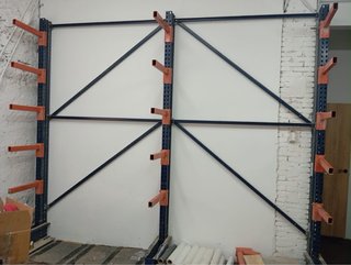 Estantería cantilever industrial 3 m x 3,70 m