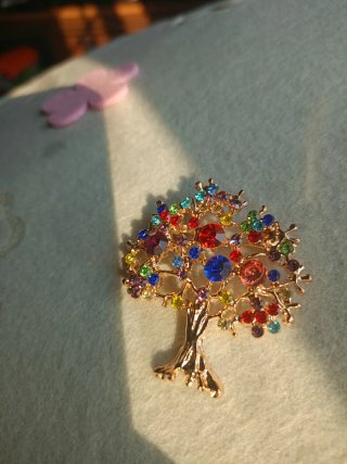 Spilla vintage albero vita con cristalli colorati