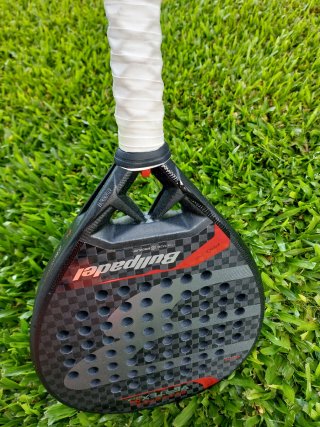 Pala Bullpadel Vertex 04 Hybrid