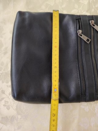 Borsello uomo in pelle nero