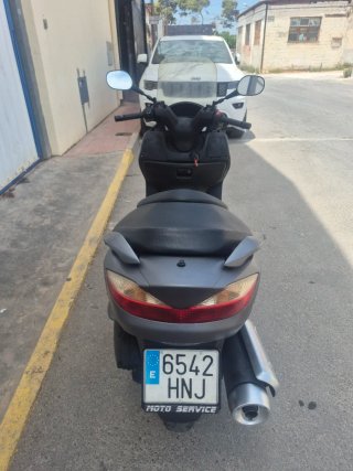 Suzuki Burgman 125 Gris