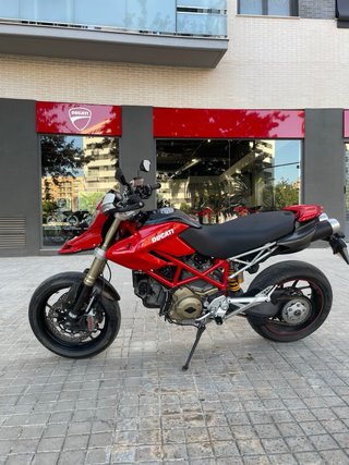 Ducati Hypermotard 1100 S Roja