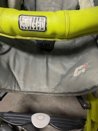 Passeggino leggero grigio e giallo