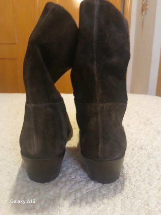 Botines serraje Zara marrones