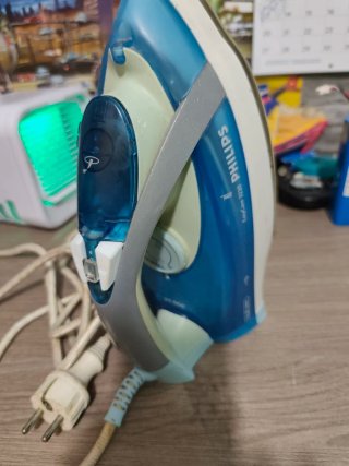 Plancha Philips EasyCare 3720