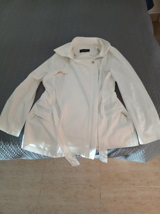 Chaqueta de señora con bolsillos