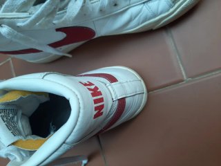 Nike Blazer Mid 77 Talla 43/44 Roja