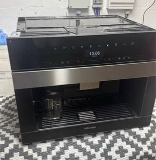 Cafetera Miele CVA 7440  oferta 1500€ Nueva 3399€