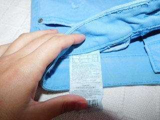 Shorts azules rotos