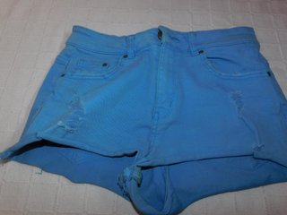 Shorts azules rotos