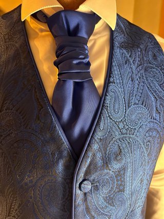 Traje de Novio Italiano Negro y Azul