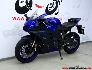 YAMAHA R7 ¿A2?