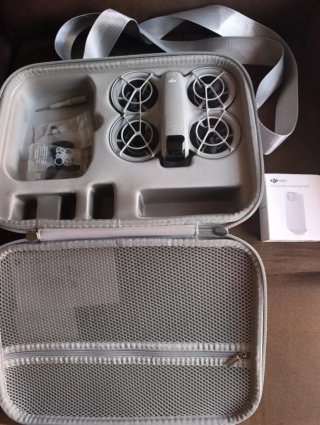 DJI  Dron Neo
