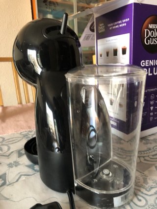 Cafetera Dolce Gusto , con perdida de agua