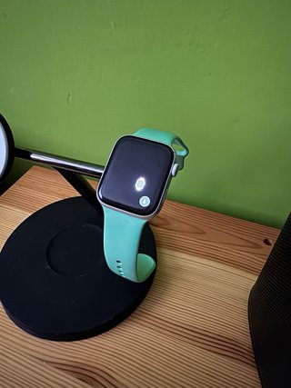 Apple Watch Series 4 Nike