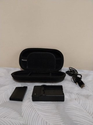 PSP 1004 + juegos + accesorios