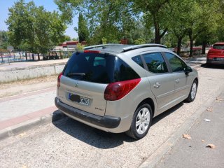 Peugeot 207 2009