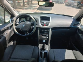 Peugeot 207 2009