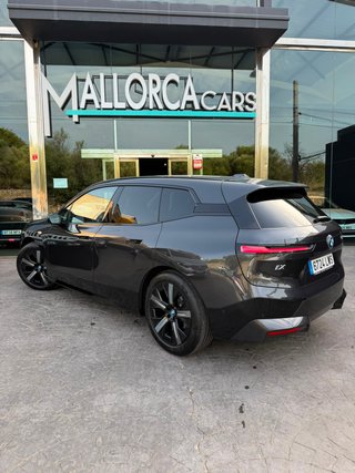 BMW iX xDrive50