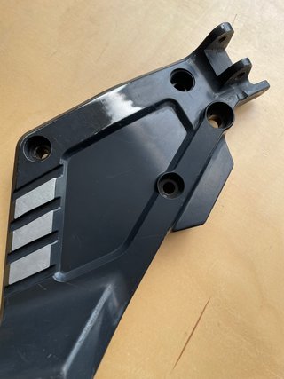 PLACA DERECHA REPOSAPIÉS BMW K100RS 16V K1100LT