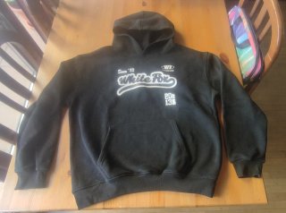 Sudadera White Fox Negra