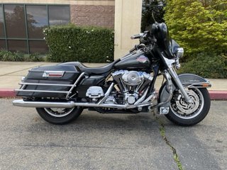 Harley Davidson Ultra Classic Negra
