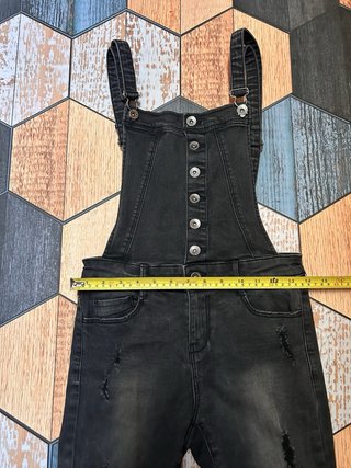 Mono vaquero negro Stradivarius