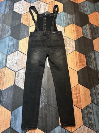 Mono vaquero negro Stradivarius