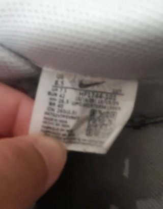 Zapatillas Nike Blancas y Rojas