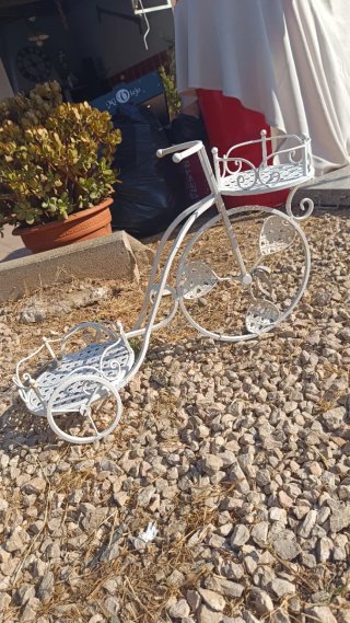 Carrito decorativo bicicleta metal blanco
