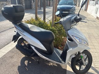 Honda Vision 110 Blanca