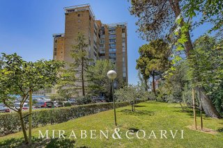 Piso en alquiler en Costillares en Madrid