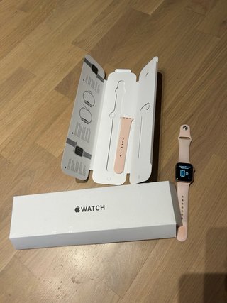 Apple Watch SE Rosa 40mm 2021