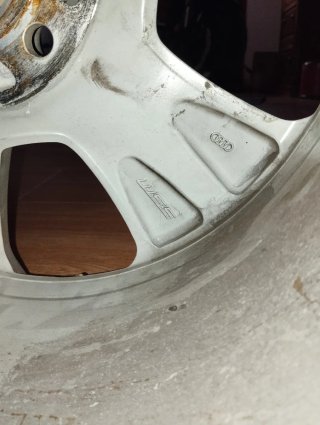Llantas R17 Audi Originales